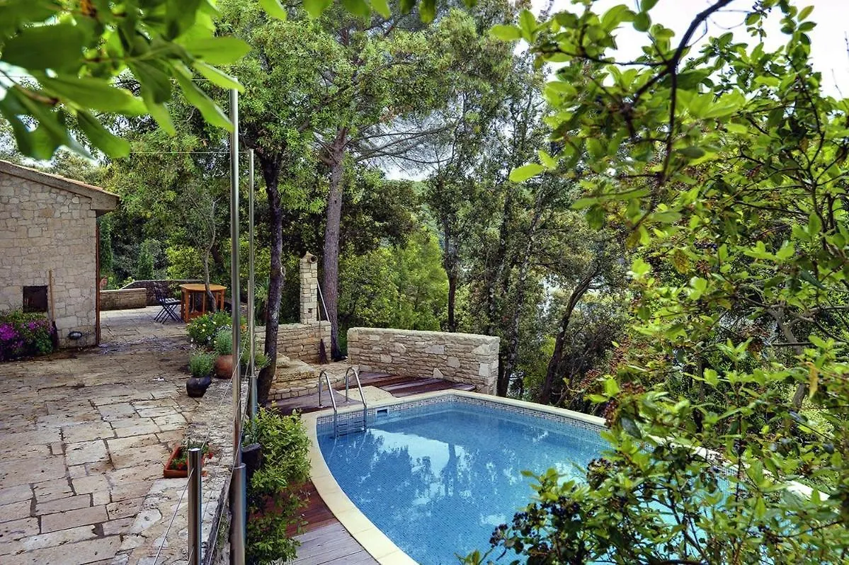 Mala Villa Крница