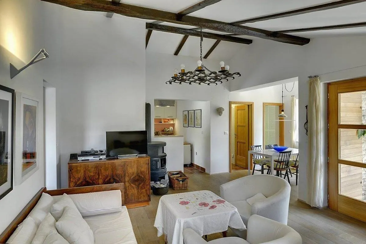 Mala Villa Krnica