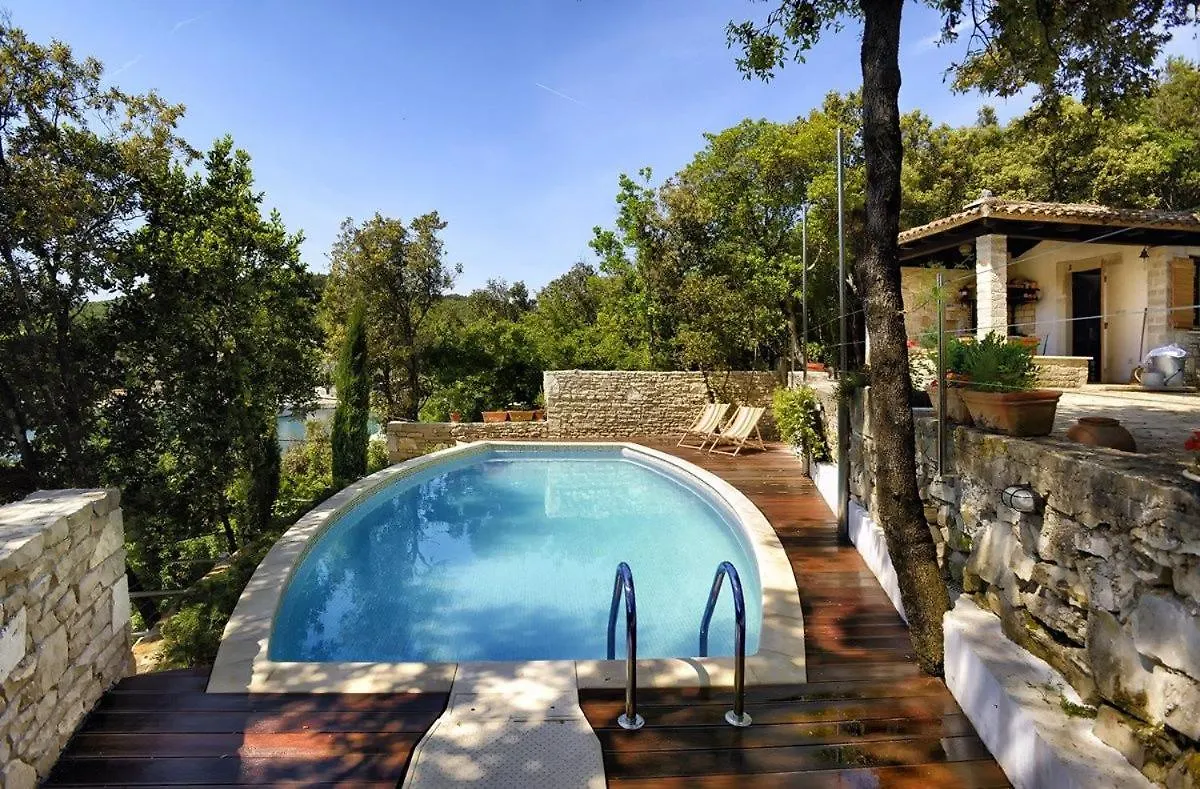 Mala Villa Крница